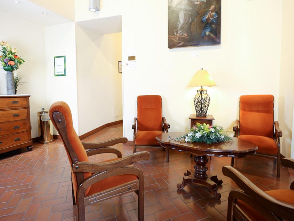 Casa Di Santa Francesca Romana A Ponte Rotto Kültér fotó