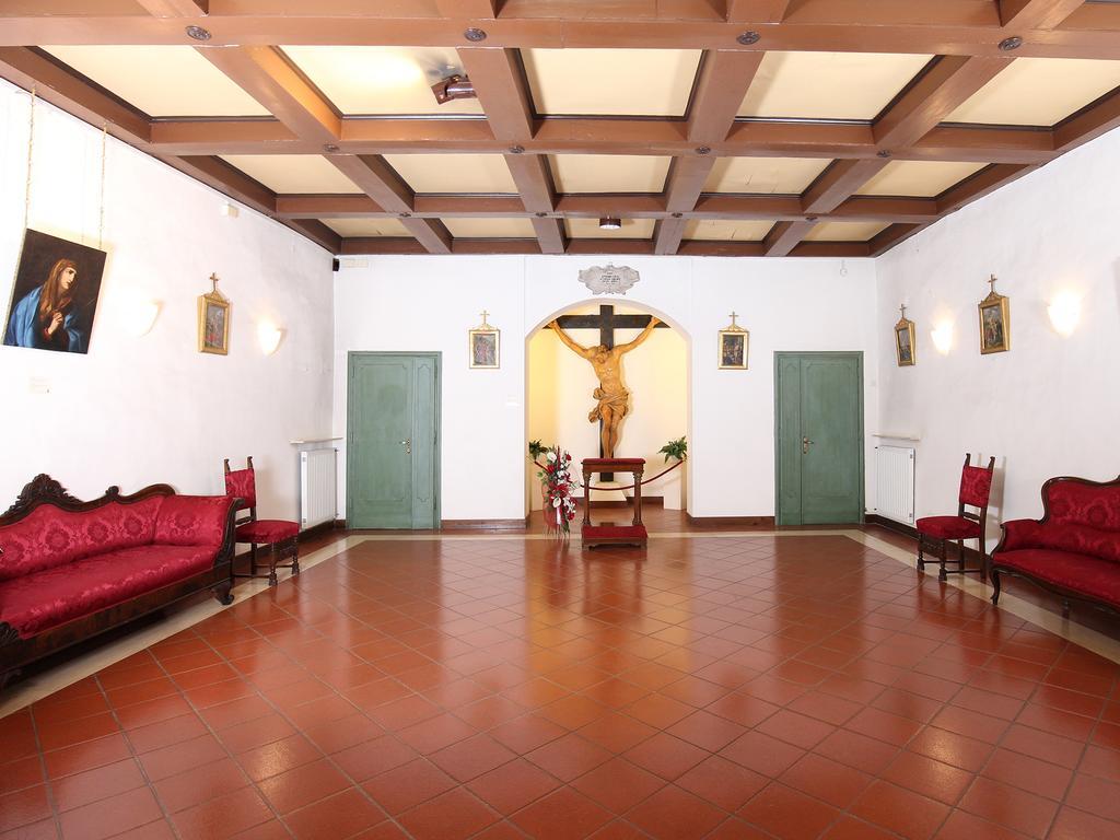 Casa Di Santa Francesca Romana A Ponte Rotto Kültér fotó